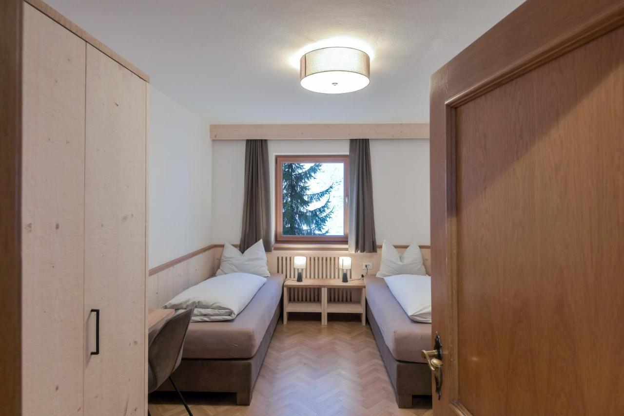 Apt Emil - Haus Kostner Santa Cristina Val Gardena Esterno foto