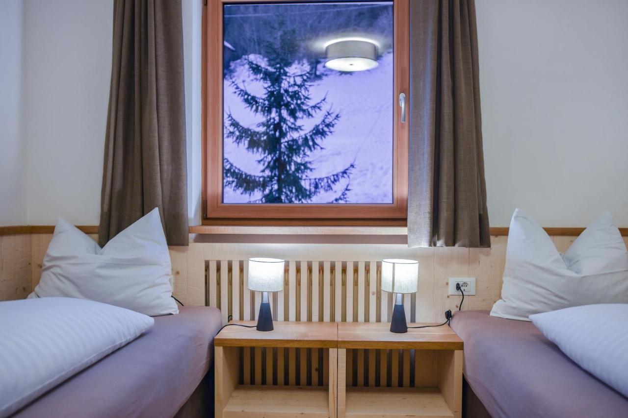 Apt Emil - Haus Kostner Santa Cristina Val Gardena Esterno foto